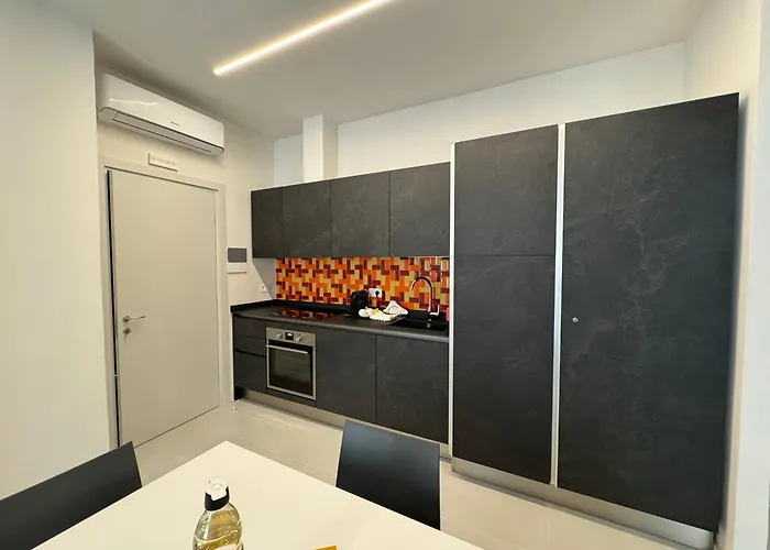 Sette Note בית הארחה