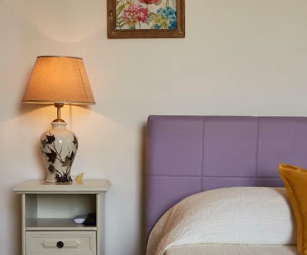 בית הארחה Sette Note ארצו